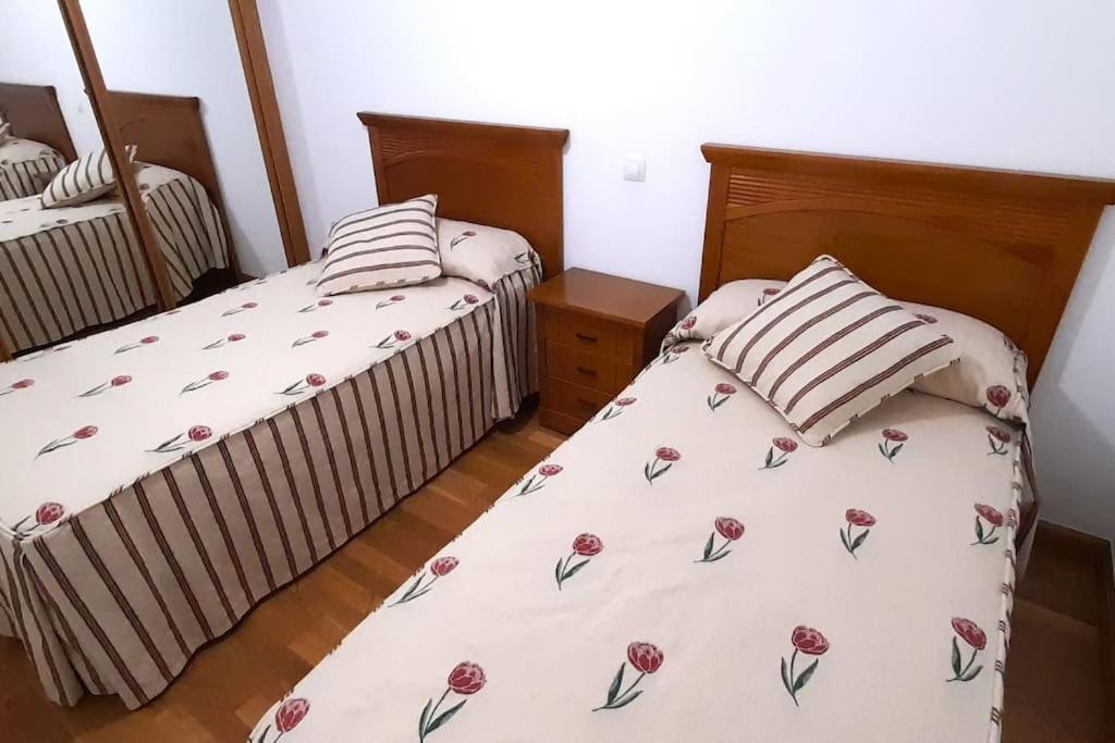 Apartamento Vistas Al Mar Con Piscina Y Terraza Foz Buitenkant foto